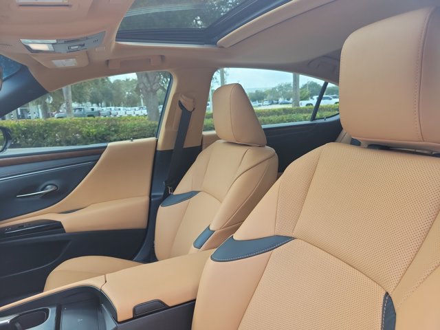 Used 2024 Lexus ES 350 w/ Premium Package FWD image 22