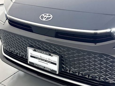 Used 2026 Toyota Crown AWD/4WD image 14
