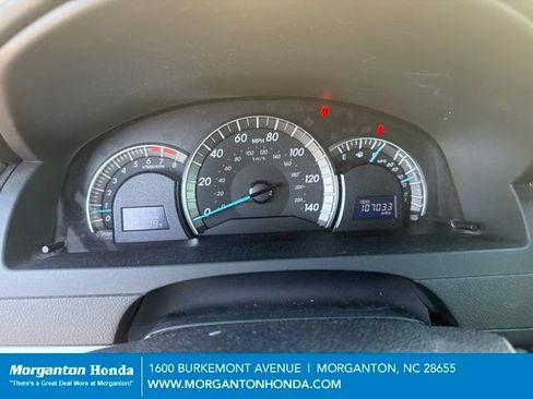 Used 2013 Toyota Camry SE FWD image 2