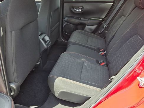 Used 2024 Honda HR-V Sport image 11