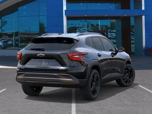New 2026 Chevrolet Trax ACTIV w/ Driver Confidence Package FWD image 4