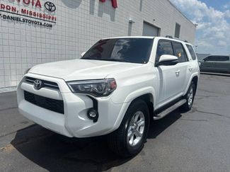 Used 2023 Toyota 4Runner SR5 Premium w/ Moonroof Package RWD video 1