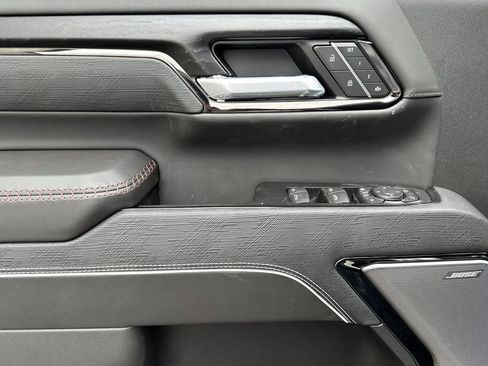 New 2026 GMC Sierra 2500 AT4X w/ AT4X AEV Edition image 9