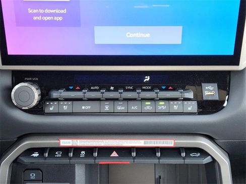 New 2026 Toyota Tundra Platinum image 15