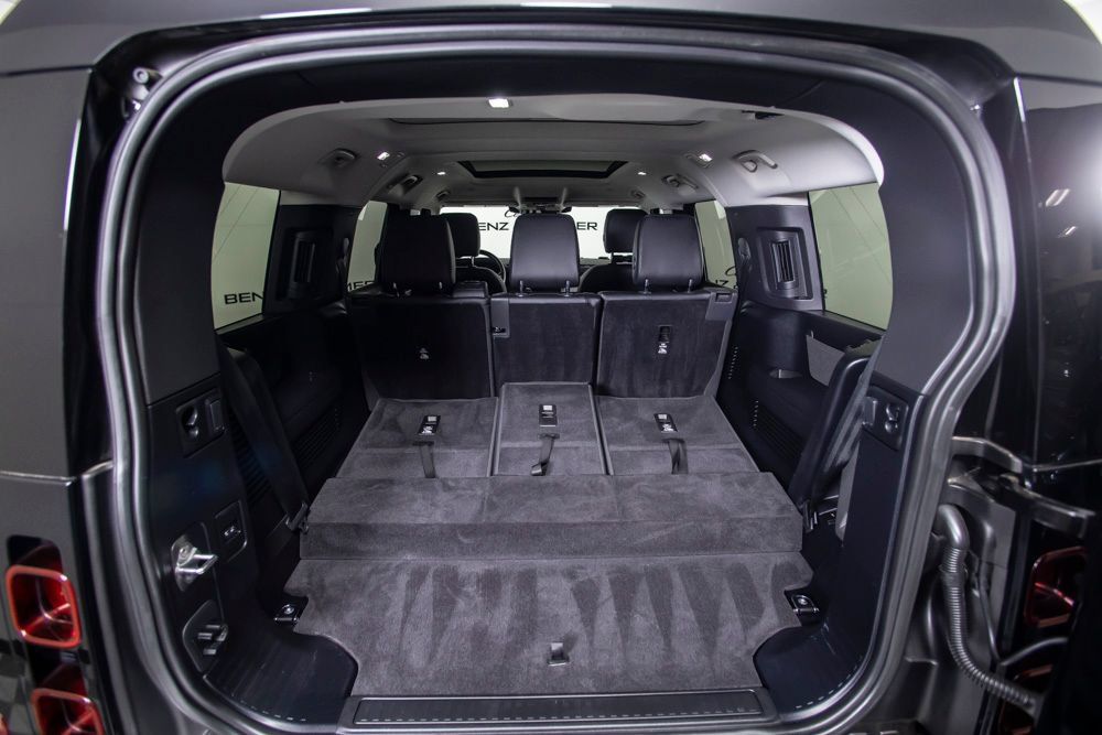 Used 2024 Land Rover Defender 130 S AWD/4WD image 9