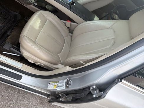 Used 2016 Lincoln MKZ w/ Equipment Group 200A Select FWD image 21