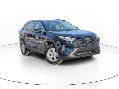 Certified 2025 Toyota RAV4 XLE image 1