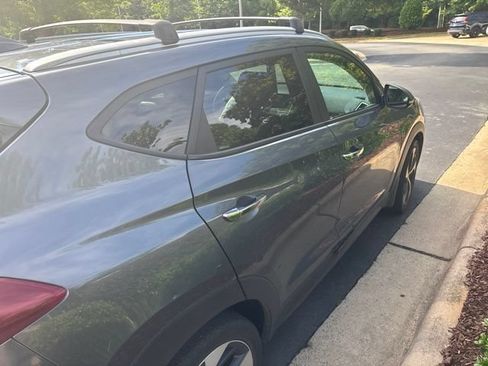 Used 2016 Hyundai Tucson Limited FWD image 9
