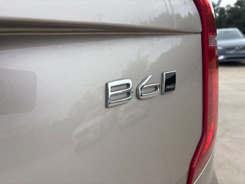 Certified 2024 Volvo XC90 B6 Plus w/ Protection Package Premier AWD/4WD image 9