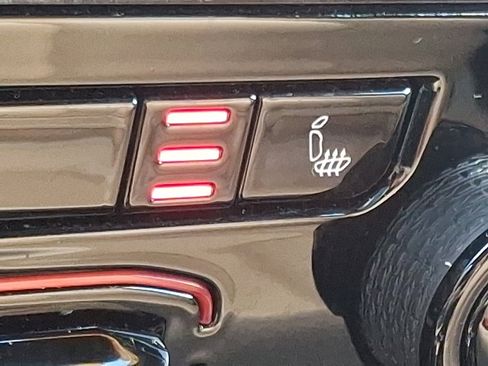 Certified 2023 Jeep Grand Cherokee Limited image 25