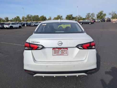 Certified 2025 Nissan Versa SV FWD image 5