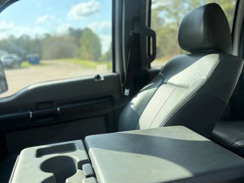 Used 2014 Ford F250 XL w/ Power Equipment Group image 39