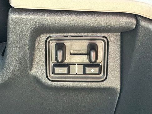 Certified 2025 Ford Expedition Max Active AWD/4WD image 54