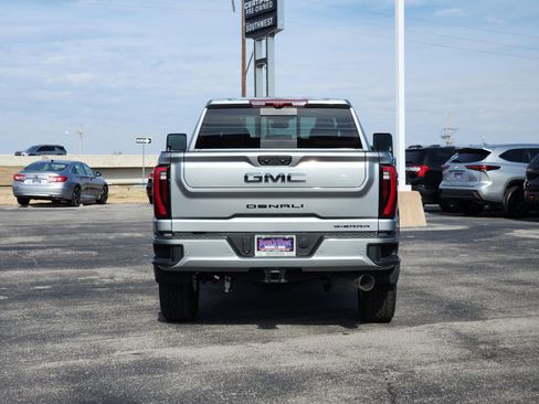 New 2026 GMC Sierra 2500 Denali Ultimate image 8