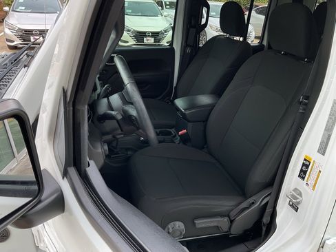 Used 2022 Jeep Gladiator Sport image 15