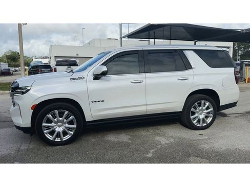 Certified 2022 Chevrolet Tahoe High Country w/ Premium Package 2 image 5