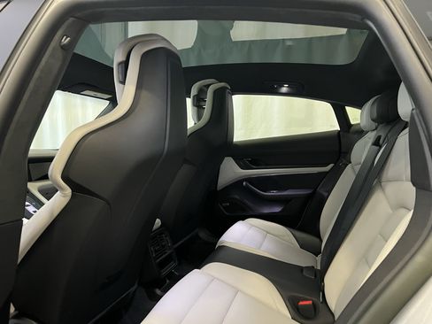 Certified 2023 Porsche Taycan GTS image 24