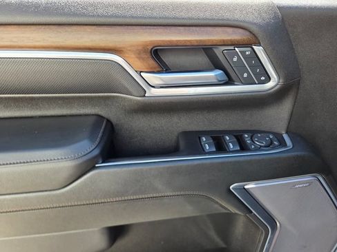 Certified 2025 Chevrolet Silverado 2500 High Country w/ High Country Premium Package AWD/4WD image 17