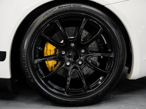 Used 2007 Porsche 911 GT3 RS RWD image 45