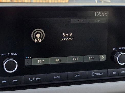 Used 2023 Honda HR-V LX image 21