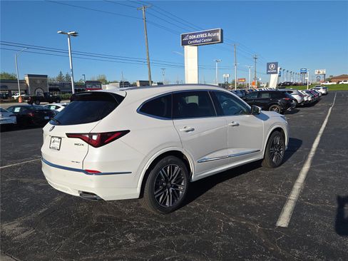 New 2026 Acura MDX SH-AWD w/ Advance Package image 28