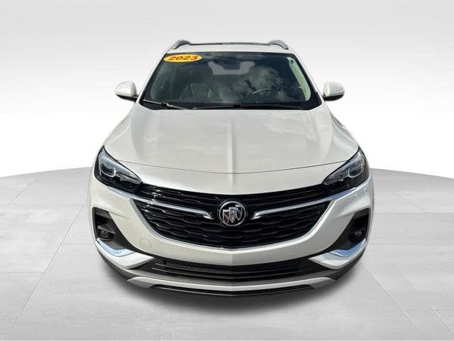 Used 2023 Buick Encore GX Essence w/ Experience Buick Package AWD/4WD image 2