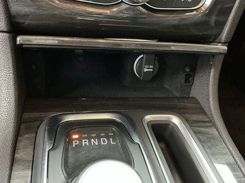 Used 2021 Chrysler 300 Touring L image 31