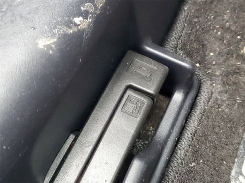 Used 2015 Mitsubishi Lancer Evolution GSR image 17