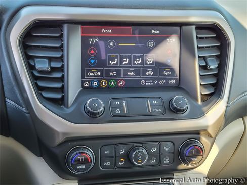 Used 2021 GMC Acadia Denali w/ Denali Ultimate Package image 24