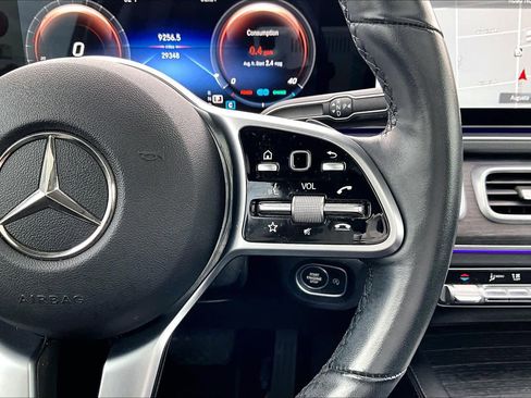 Used 2023 Mercedes-Benz GLS 450 4MATIC image 24