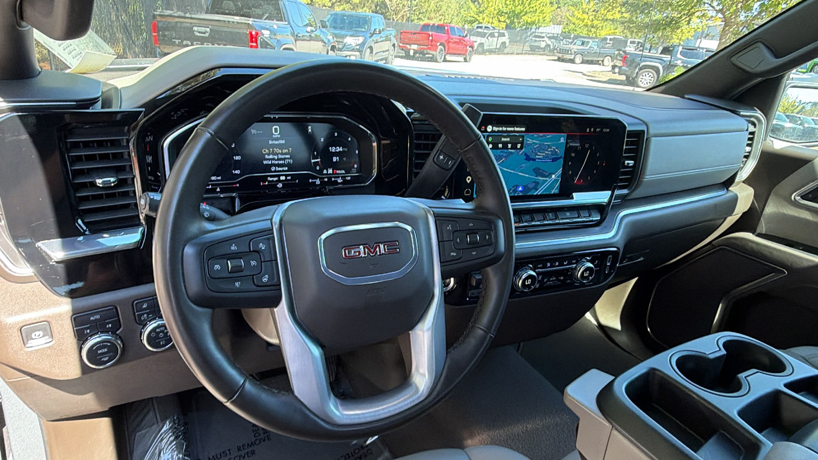 Used 2025 GMC Sierra 1500 SLT AWD/4WD image 24