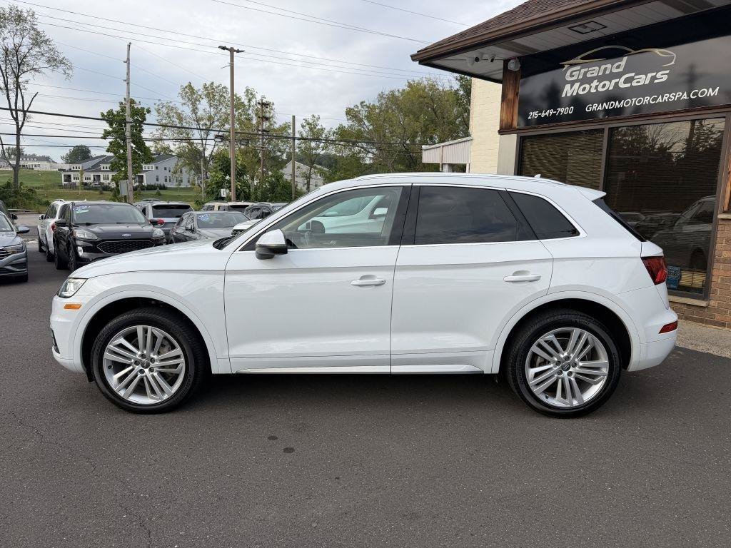 Used 2019 Audi Q5 2.0T Premium Plus w/ Premium Plus Package AWD/4WD image 2