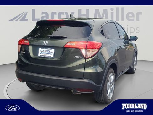 Used 2017 Honda HR-V EX image 5