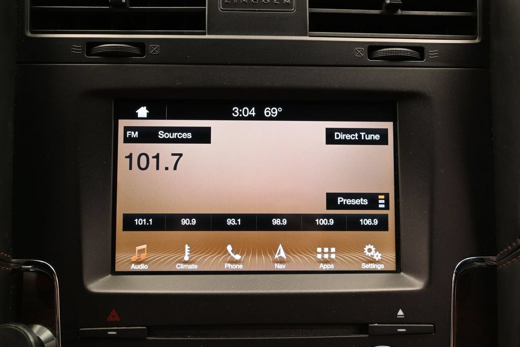 Used 2016 Lincoln Navigator Reserve AWD/4WD image 31