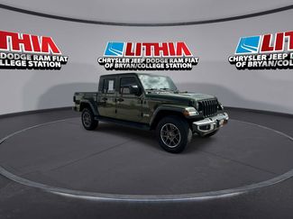 Used 2022 Jeep Gladiator Overland w/ Popular Equipment Package AWD/4WD video 2