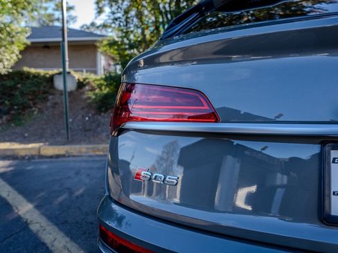 Used 2023 Audi SQ5 Premium Plus w/ Premium Plus Package image 27