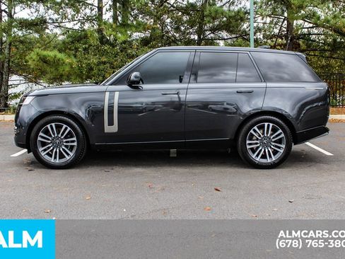 Used 2023 Land Rover Range Rover SE image 7