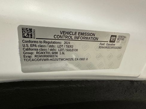 Certified 2024 Chevrolet Equinox LT w/ LPO, Floor Liner Package image 38