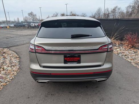 Certified 2023 Lincoln Nautilus AWD w/ Premium Package image 4