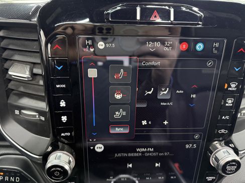 Used 2022 RAM 1500 Laramie image 21