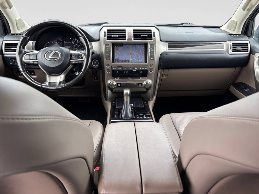 Used 2021 Lexus GX 460 Premium w/ Premium Package AWD/4WD image 14