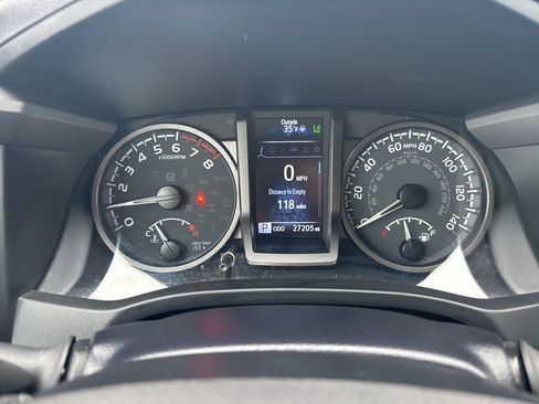 Used 2022 Toyota Tacoma TRD Pro image 21