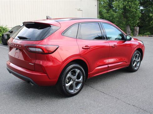 Used 2023 Ford Escape ST-Line AWD/4WD image 8
