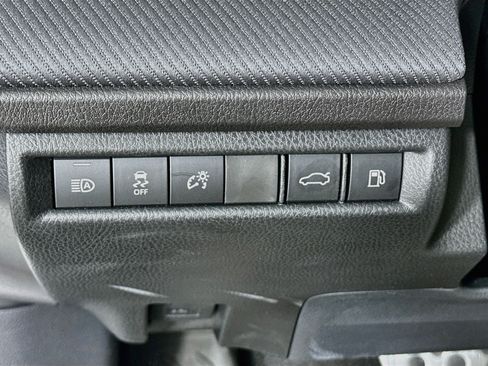 Used 2026 Toyota Camry SE FWD image 17