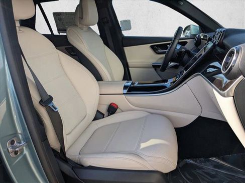 Used 2026 Mercedes-Benz GLC 300 image 22