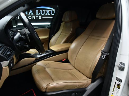 Used 2014 BMW X6 M image 21