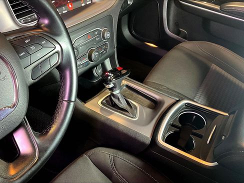 Used 2023 Dodge Charger SXT RWD image 18
