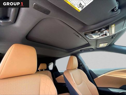 Used 2024 Lexus RX 350 Premium w/ Accessory Package (Z1) FWD image 12