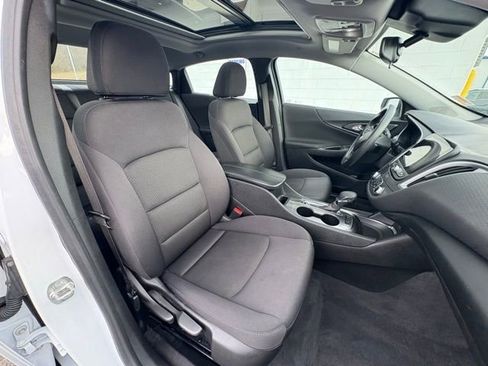 Used 2024 Chevrolet Malibu LT image 27