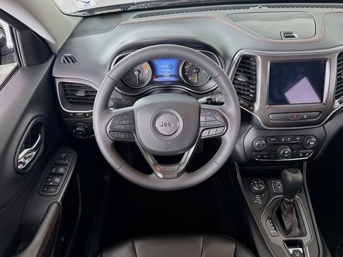 Used 2022 Jeep Cherokee Trailhawk w/ Trailer Tow Group image 18